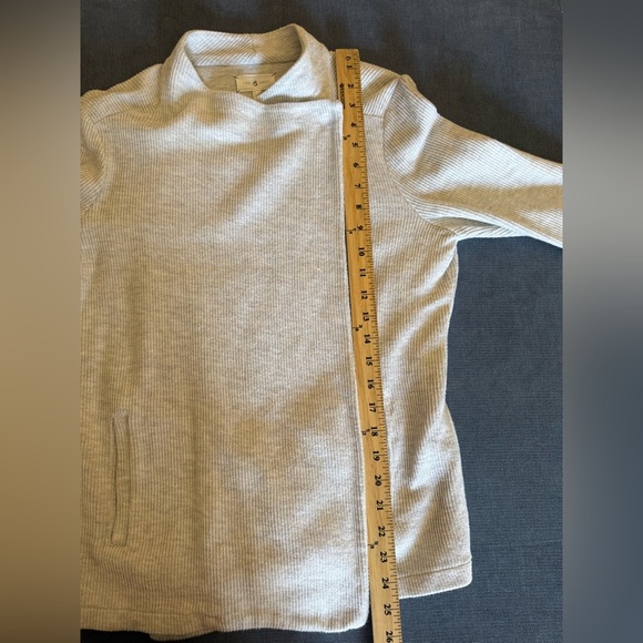 Lou & Grey Womens Ribbed Light Grey Cardigan SZ SM Button Closure Moto Modern - Picture 8 of 8